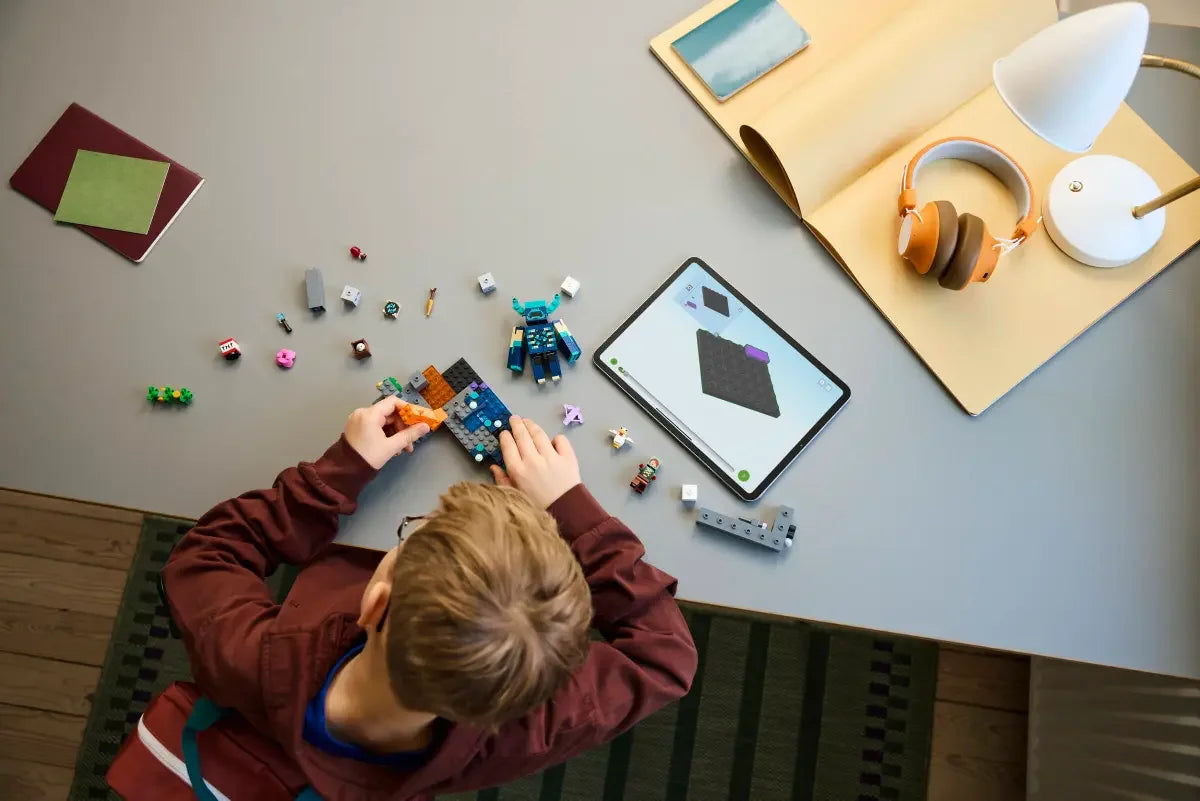 21274 LEGO Minecraft Møtet med skogvokteren - Lekeproffen.no
