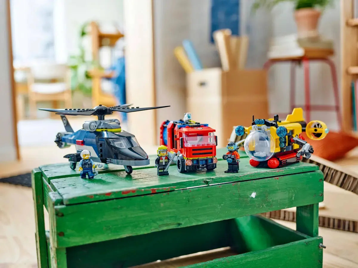 60462 LEGO City Pakke med helikopter, brannbil og ubåt - Lekeproffen.no