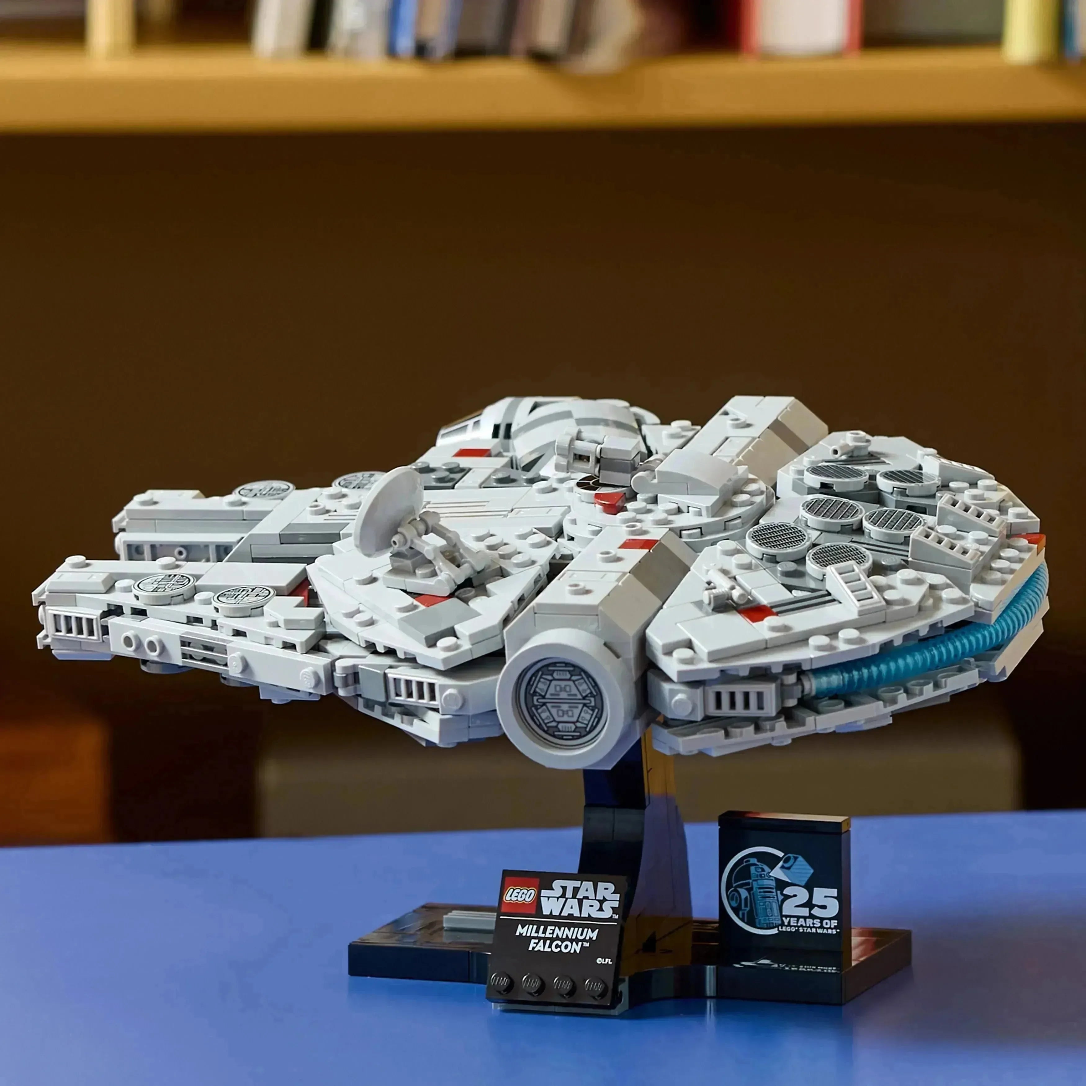 75375 Millennium Falcon™ V29 - Lekeproffen.no