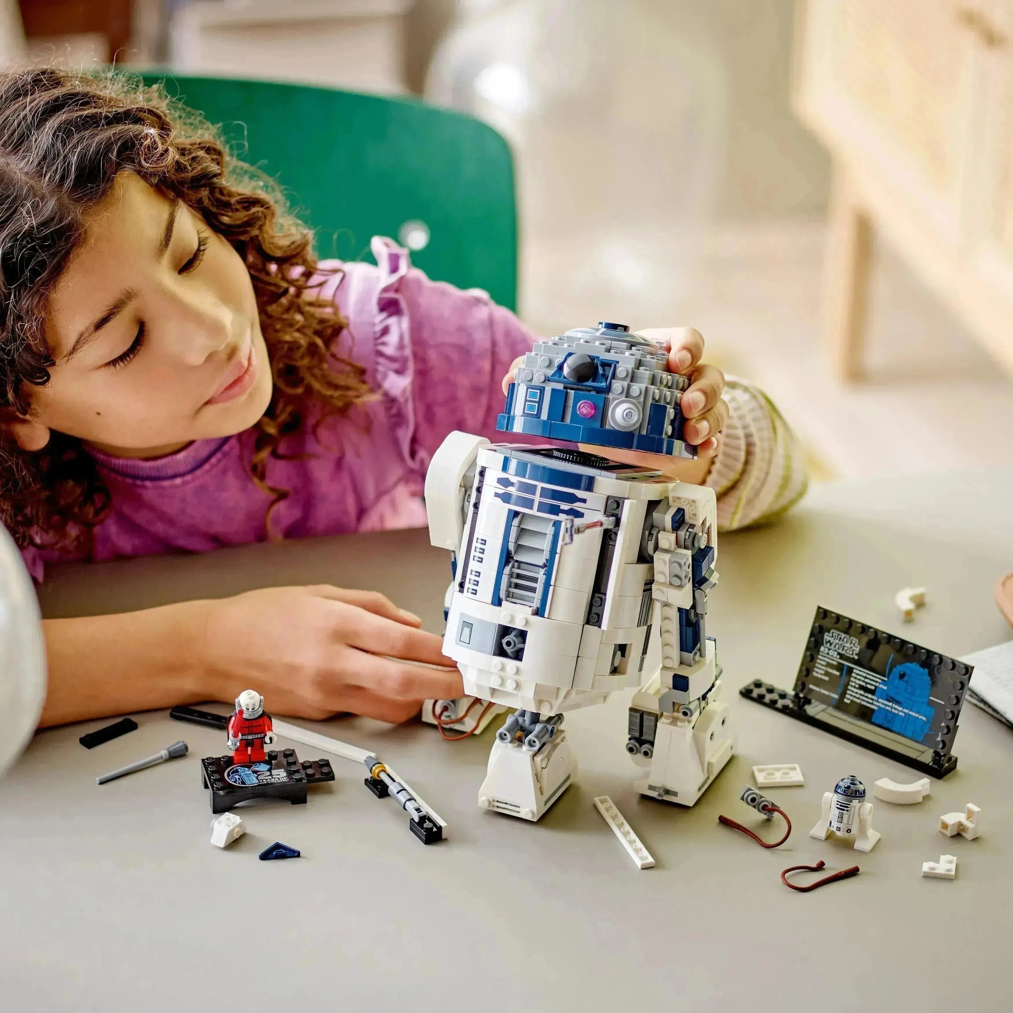 75379 R2-D2™ V29 - Lekeproffen.no