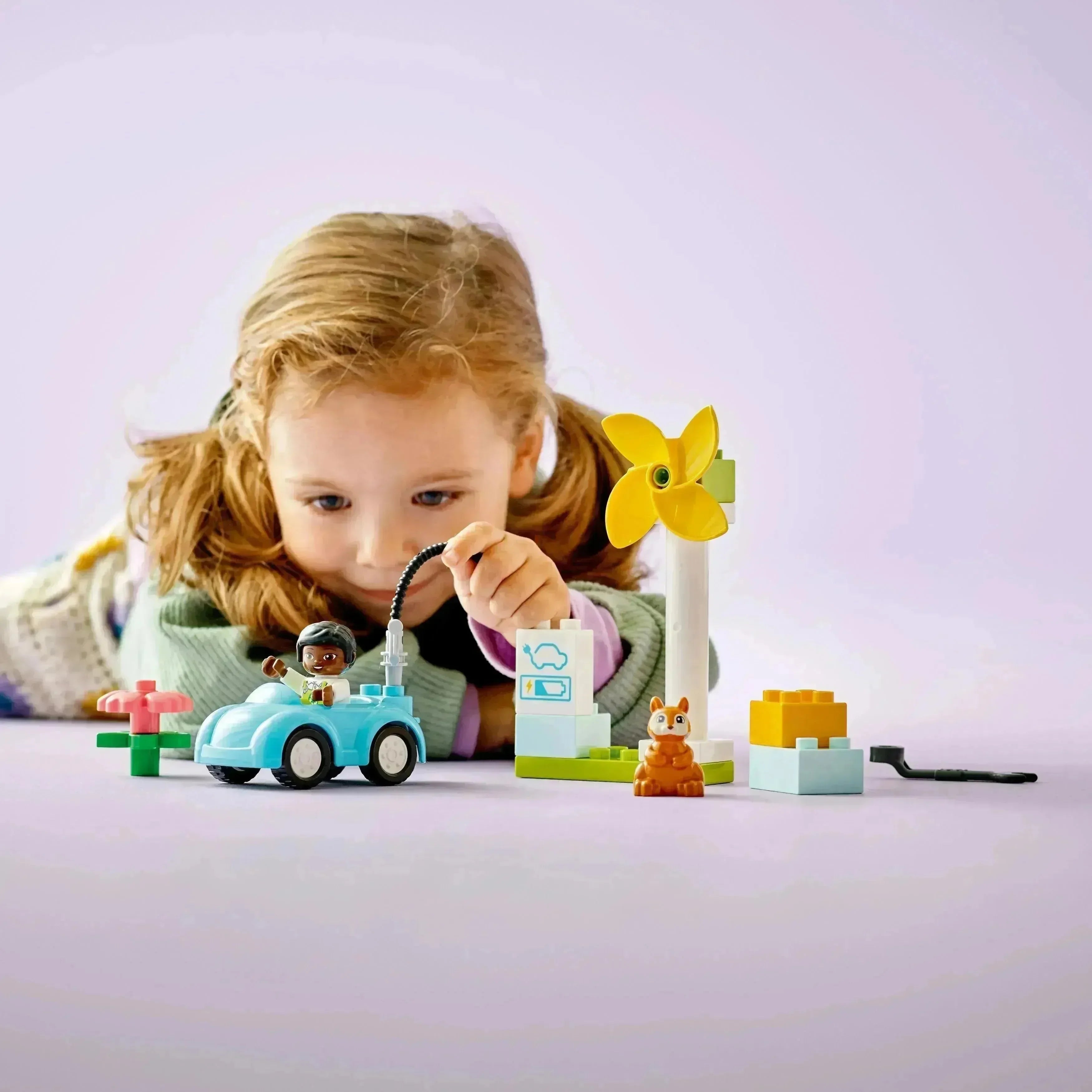 10985 Vindmølle og elbil V29 - Lekeproffen.no