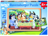 Bluey puslespill 2x24 biter fra Ravensburger med Bluey og familie rundt piknikbord, for barn 4+