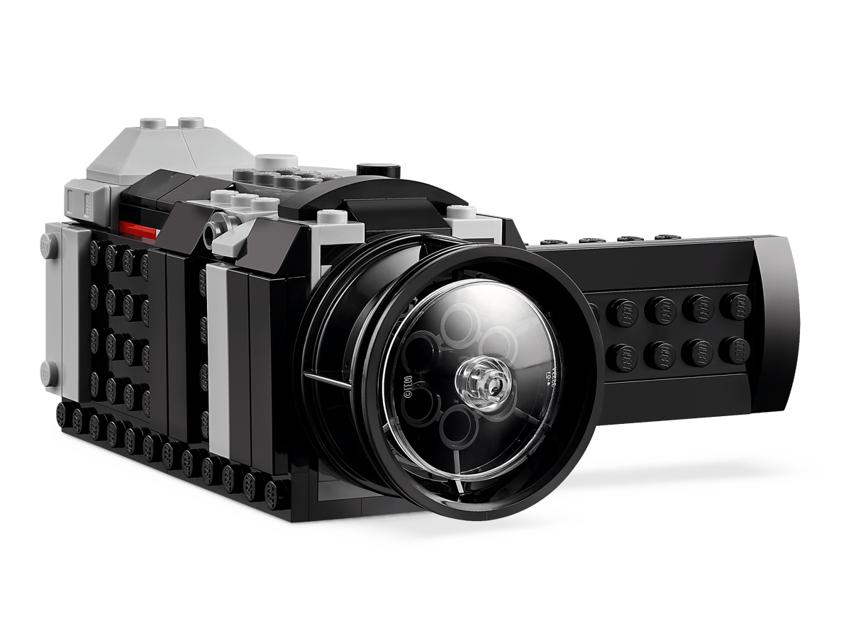 LEGO kamera byggesett med detaljert objektiv og svart/grå farge