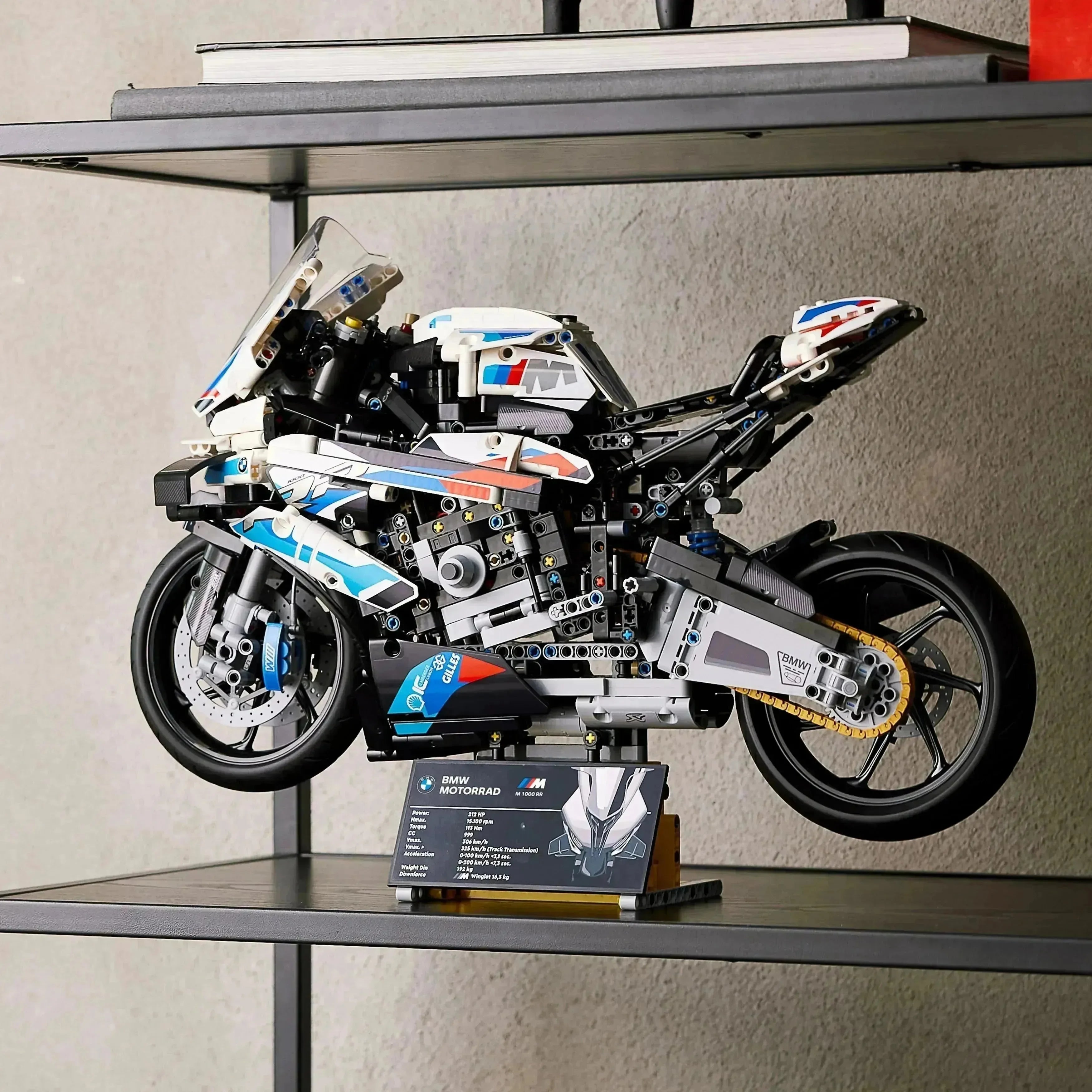 LEGO Technic 42130 BMW M 1000 RR - Lekeproffen.no