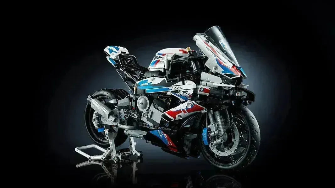 LEGO Technic 42130 BMW M 1000 RR - Lekeproffen.no