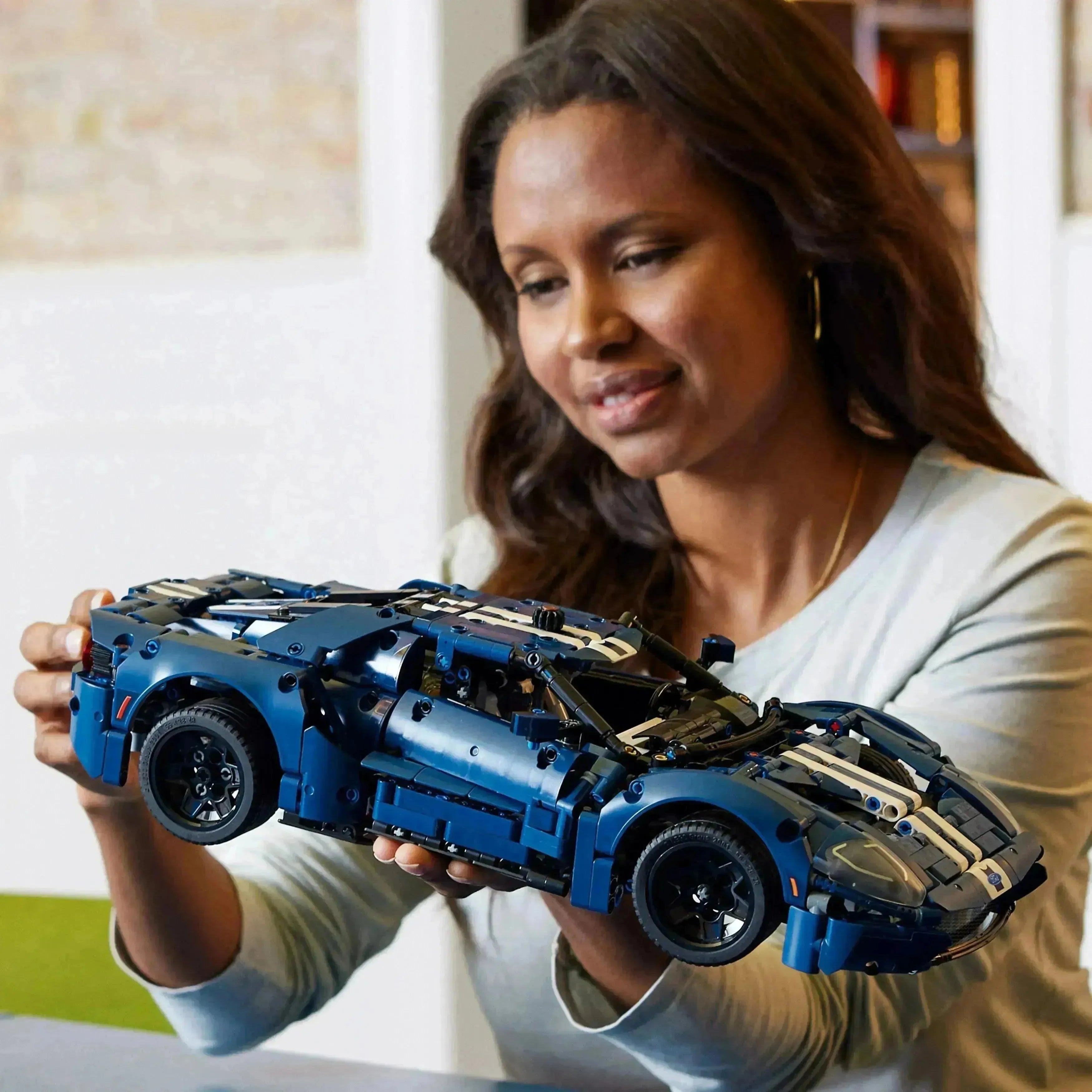 LEGO Technic 42154 2022 Ford GT - Lekeproffen.no