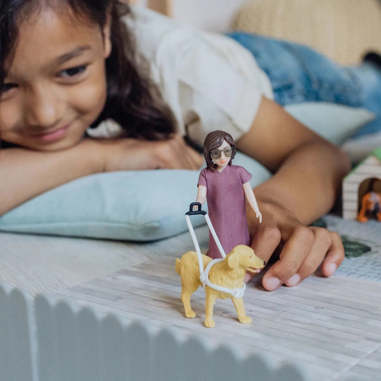 Lundby Dukke Med Blindestokk Og Førerhund - Lekeproffen.no