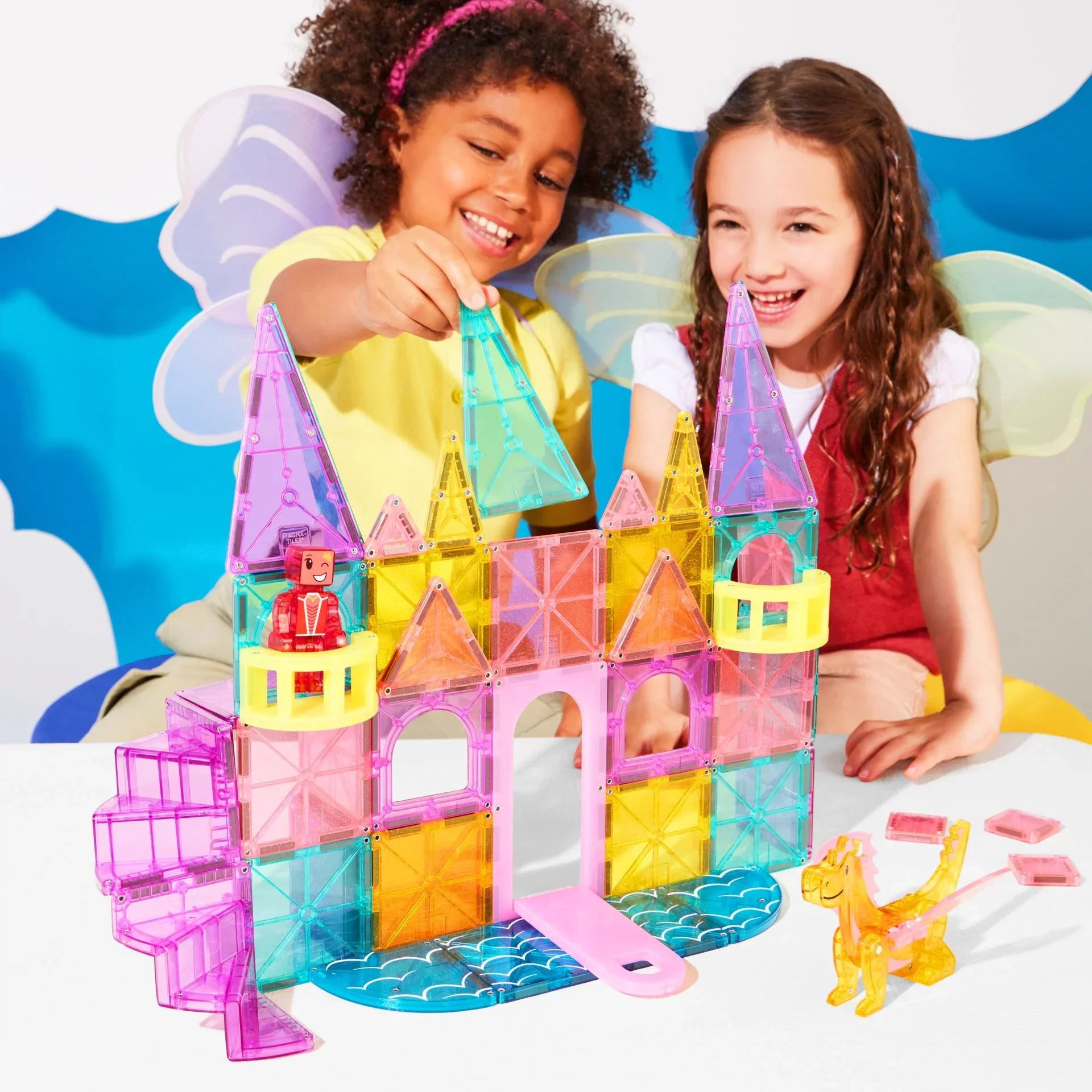 Magna-Tiles Castle Deluxe – Magnetiske Byggeklosser 48 deler - Lekeproffen.no