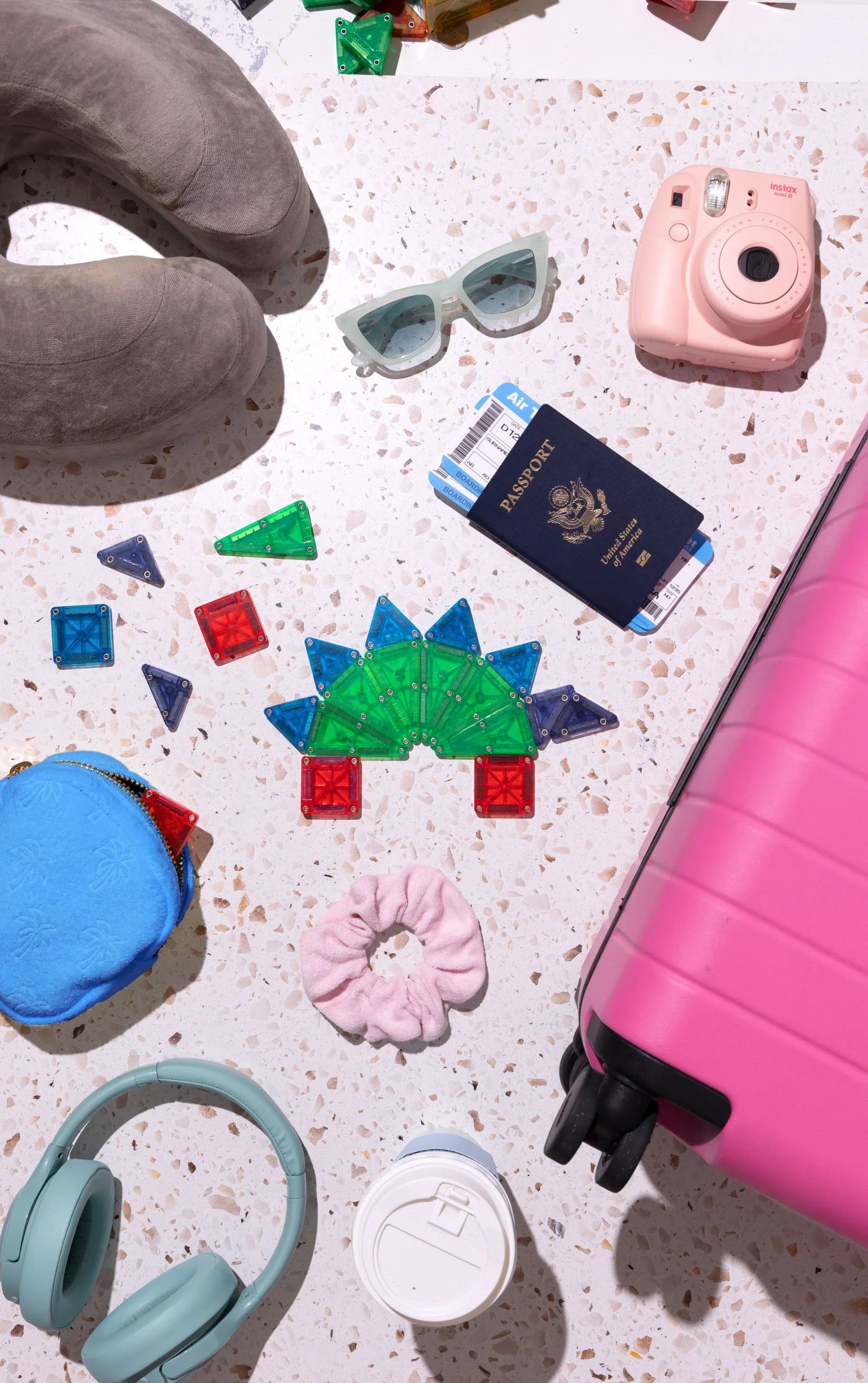 Magna-Tiles microMAGS Travel Metallboks – Magnetiske byggeklosser 26 deler - Lekeproffen.no