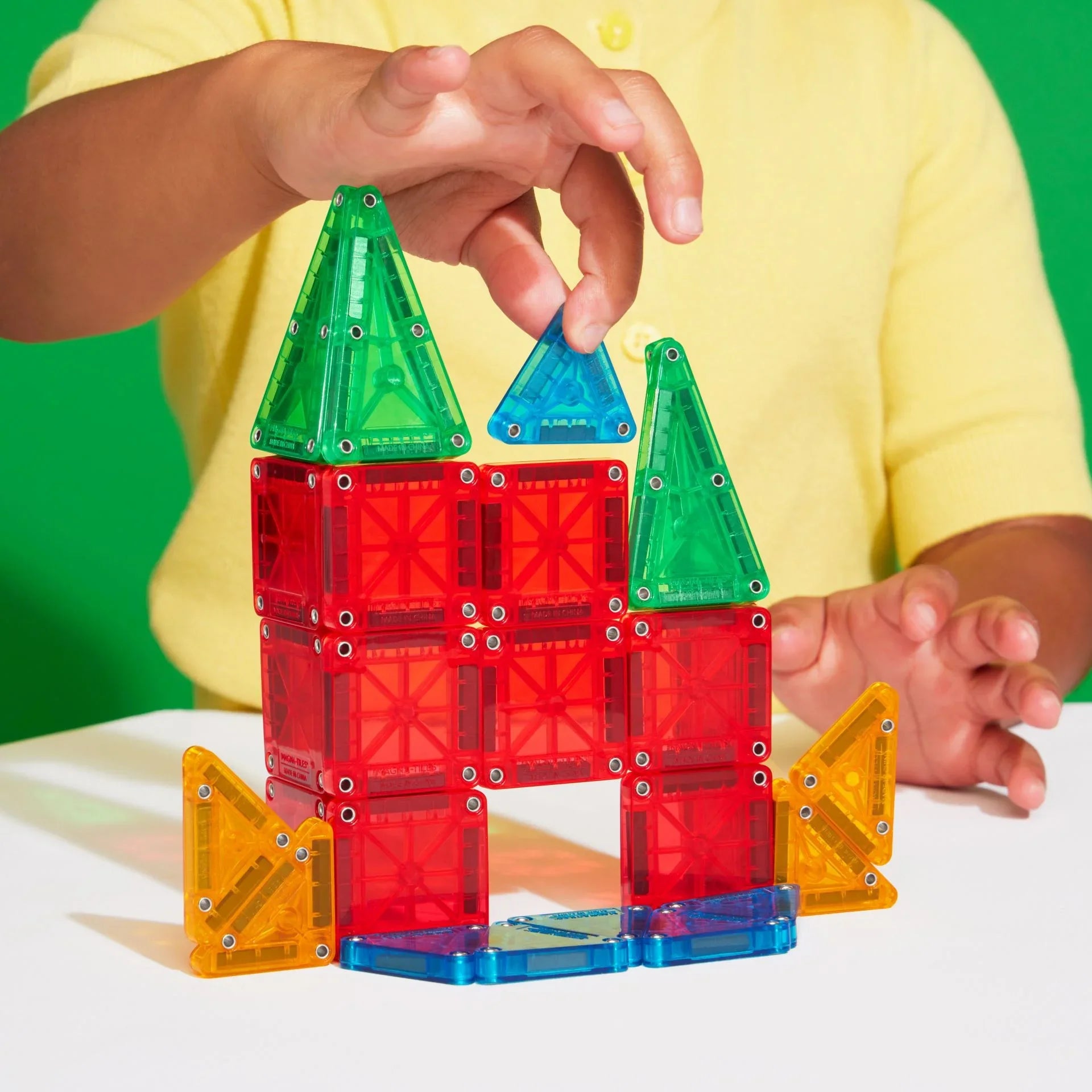Magna-Tiles microMAGS Travel Metallboks – Magnetiske byggeklosser 26 deler - Lekeproffen.no
