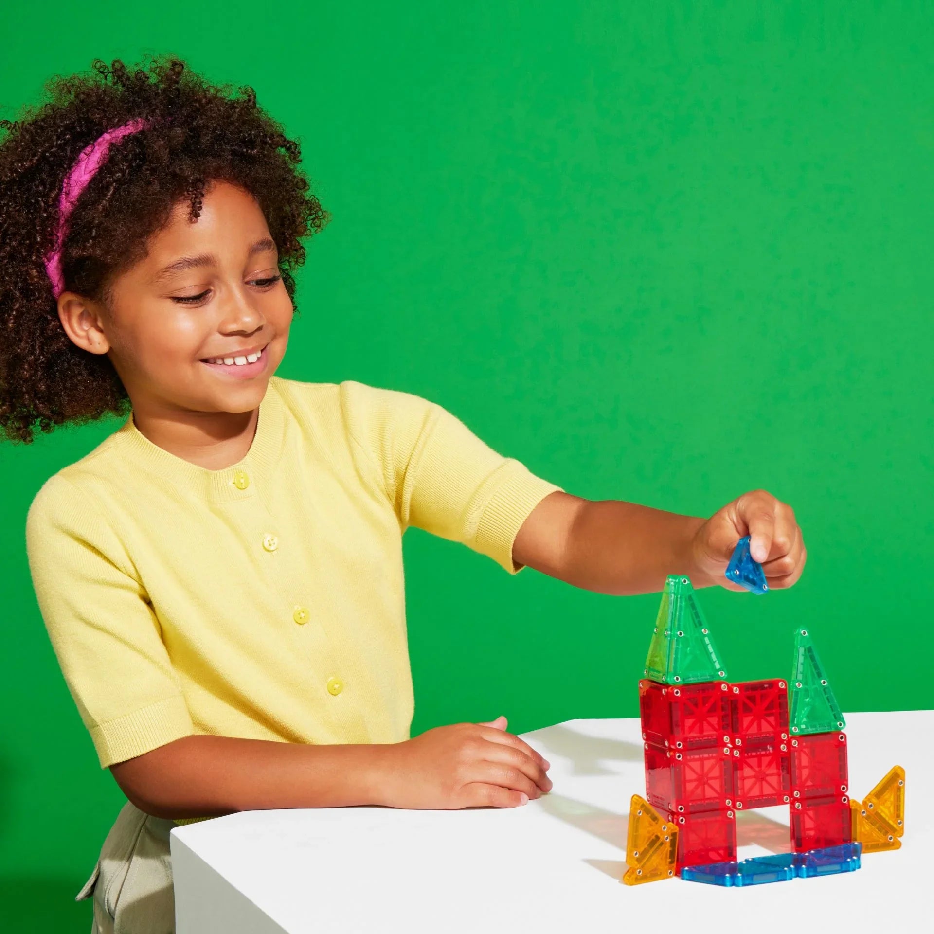 Magna-Tiles microMAGS Travel Metallboks – Magnetiske byggeklosser 26 deler - Lekeproffen.no