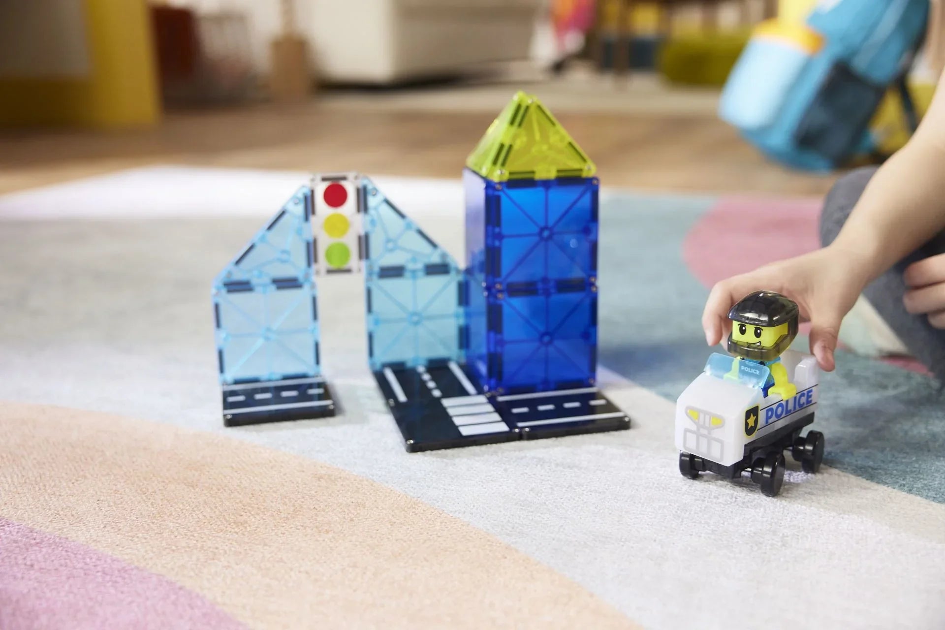 Magna-Tiles Politipatrulje – Magnetiske Byggeklosser 20 deler - Lekeproffen.no