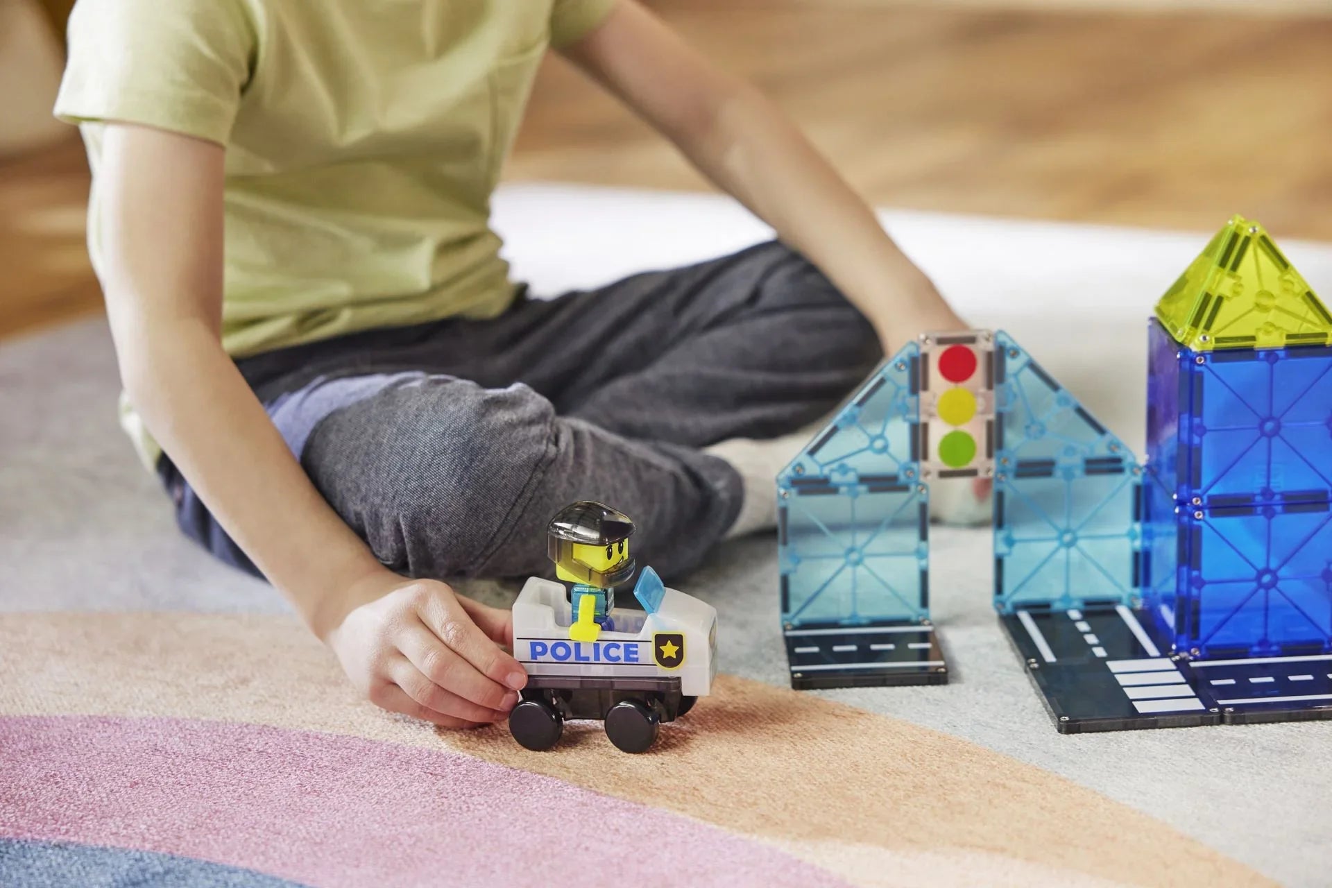 Magna-Tiles Politipatrulje – Magnetiske Byggeklosser 20 deler - Lekeproffen.no