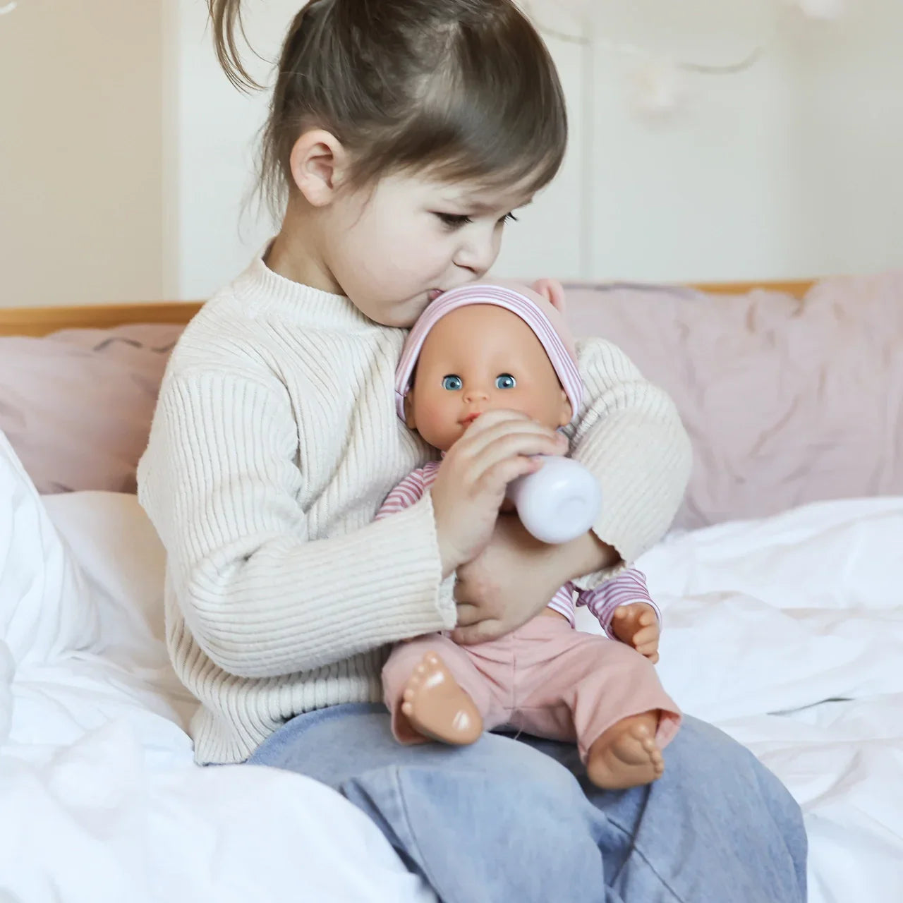 Babydukke Spise- og tissedukke Sara 40 Cm