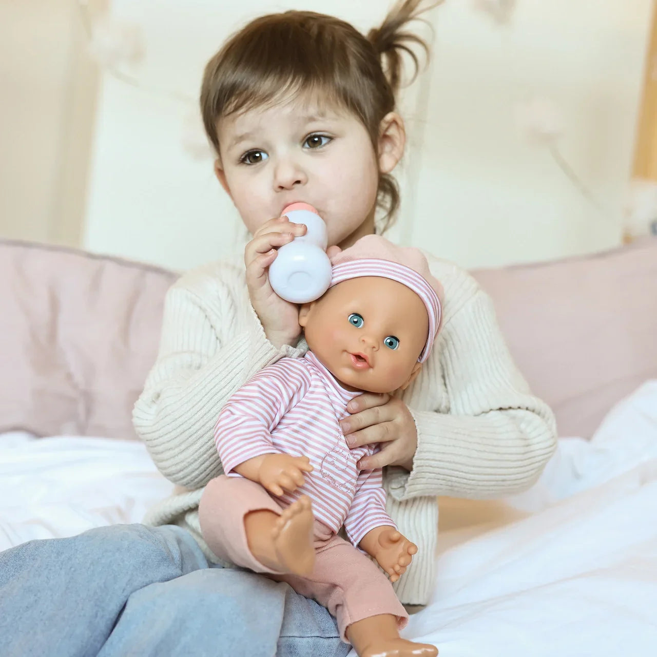 Babydukke Spise- og tissedukke Sara 40 Cm